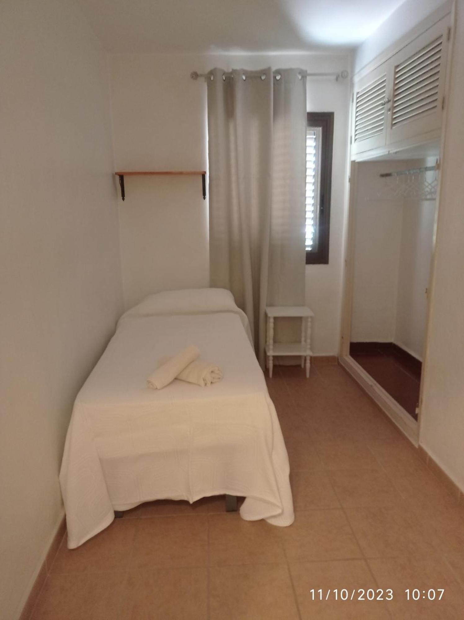 Apartamento Illa Blanca Es Pujols Zewnętrze zdjęcie